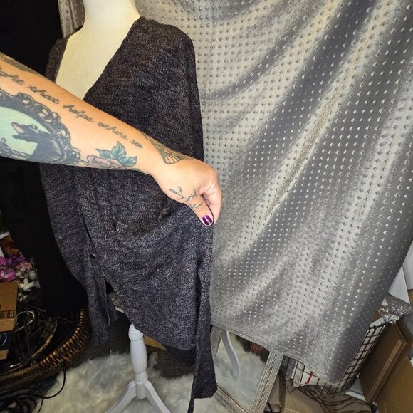 Asymmetrical Free People Cardigan - Picture 5 of 5